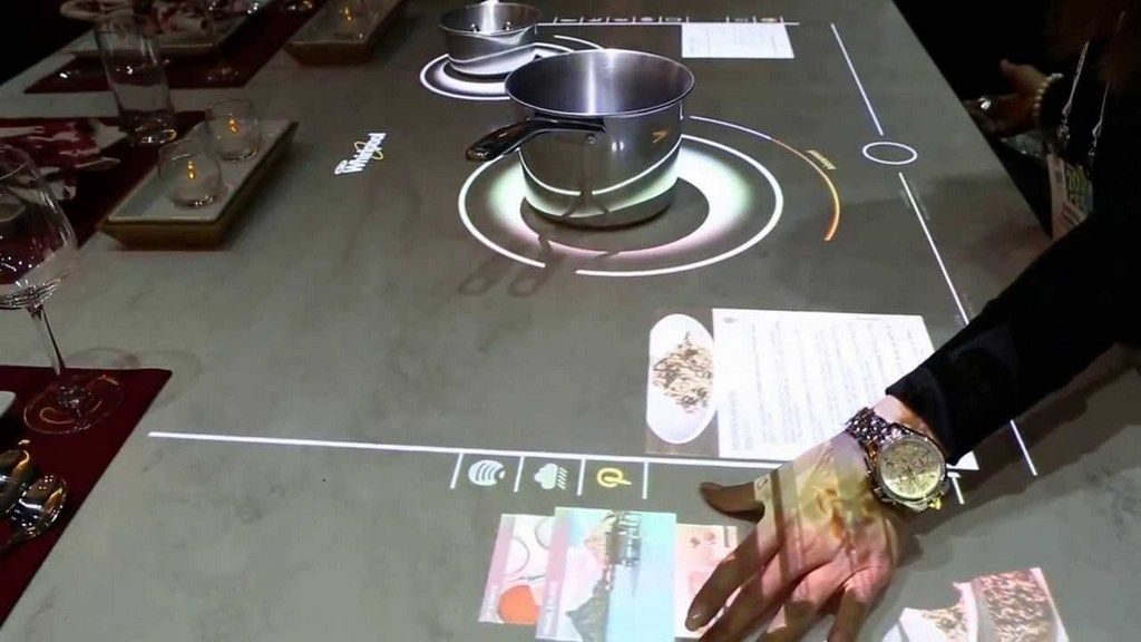 Whirlpool Interactive Cooktop.