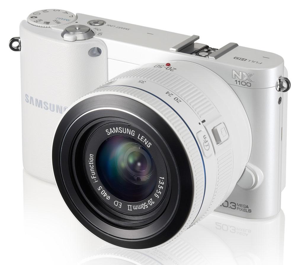 Samsung NX1100.